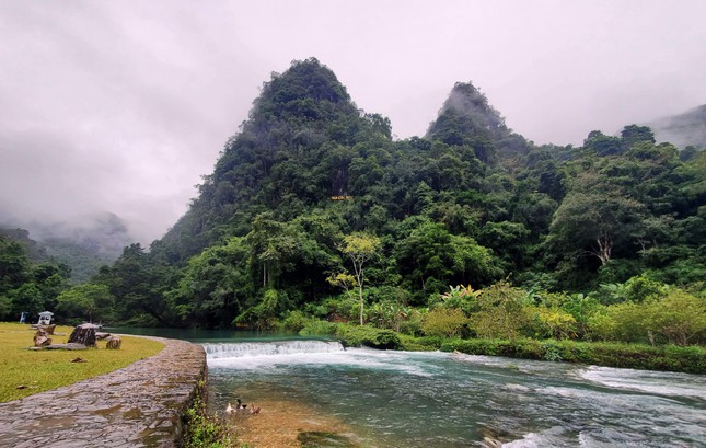Following Uncle Ho’s footstep in northern mountainous historic relic